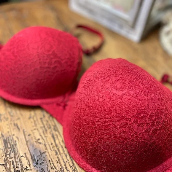 Aerie Red Lace Push-Up Underwire Bra Size 36D - Picture 2 of 5